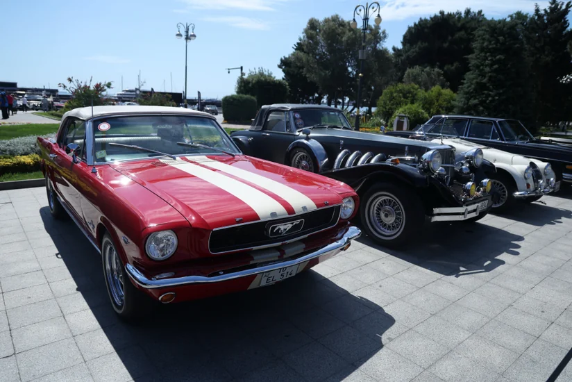Classics & Supercars festival featuring retro and modern vehicles underway at Baku Seaside Boulevard