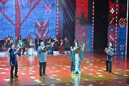 Türkmənistanda Azərbaycan Mədəniyyəti Günləri çərçivəsində konsert təşkil olunub