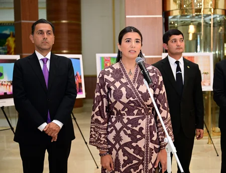 Arkadağ şəhər muzeyində Azərbaycan - obyektivdən tarixə adlı sərgi açılıb