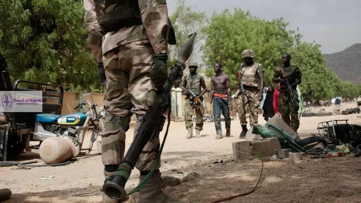Nigeriya hərbçiləri 360 girovu azad ediblər