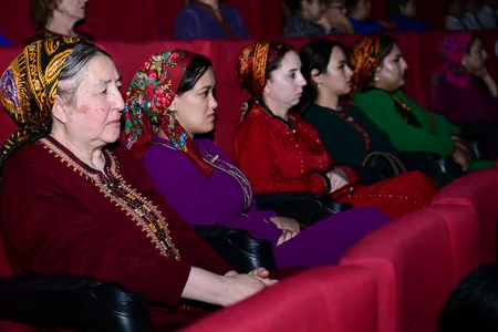 Cənnət yuxusu filmi Aşqabadda nümayiş olunub