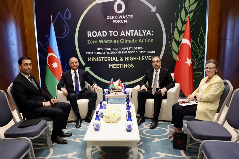 Azərbaycanla Türkiyə arasında Sıfır Tullantı konsepsiyası çərçivəsində fikir mübadiləsi aparılıb