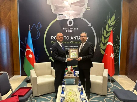 Azərbaycanla Türkiyə arasında Sıfır Tullantı konsepsiyası çərçivəsində fikir mübadiləsi aparılıb