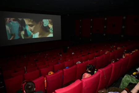 Aşqabad Kinoteatrında Doğma torpaq tammetrajlı bədii ekran əsəri nümayiş olunub