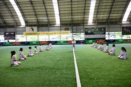 Azərbaycan Həmkarlar İttifaqları Konfederasiyasının təşkilatçılığı ilə minifutbol turnirinə start verilib