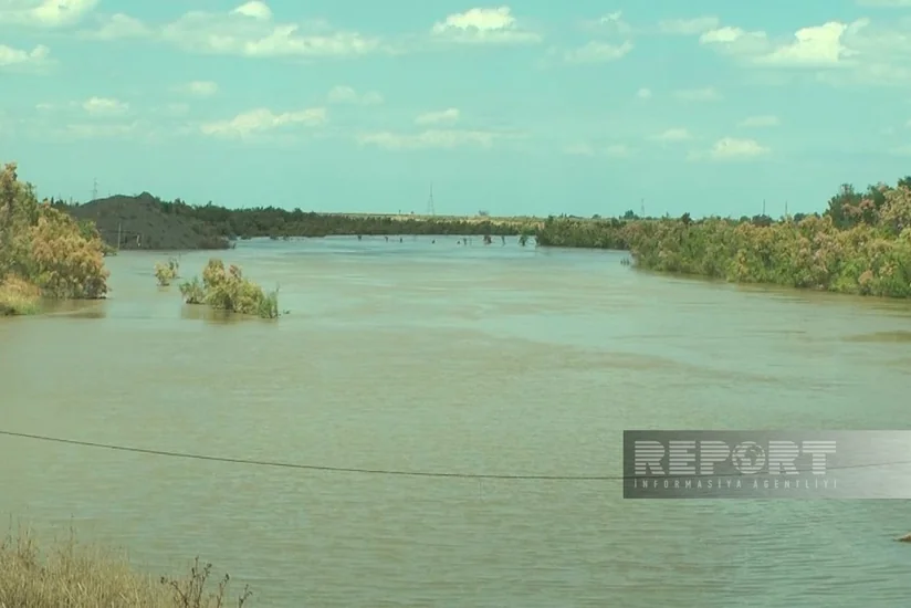 В Аразе снизили уровень воды для поисков утонувшего подростка