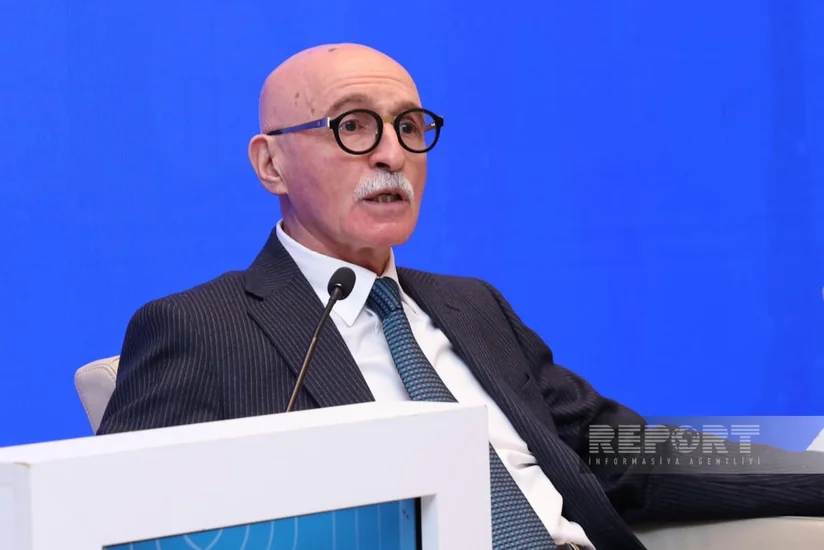 Firudin Qurbanov: Məktəblərdə şagirdlərin internetdən istifadəsi filtrlənib