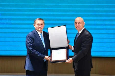 Türk Akademiyası Elmi Şurasına sədrlik Azərbaycandan Qazaxıstana ötürülüb