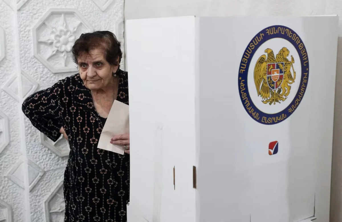 Ermənistandakı seçki pozuntuları Avropa institutlarının ikil