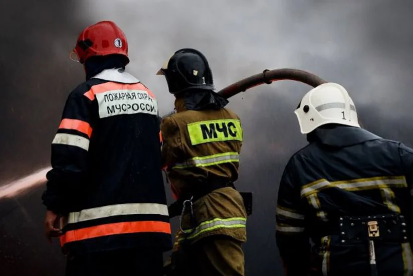 Ukrayna Rusiyanın cənubunda ən böyük neft bazalarından birinə zərbə endirib