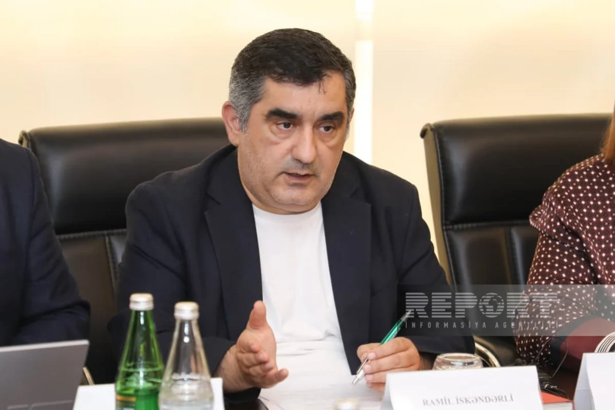 Ramil İskəndərli: Sosial şəbəkələr uşaqlar üçün manipulyativ risklər yaradır