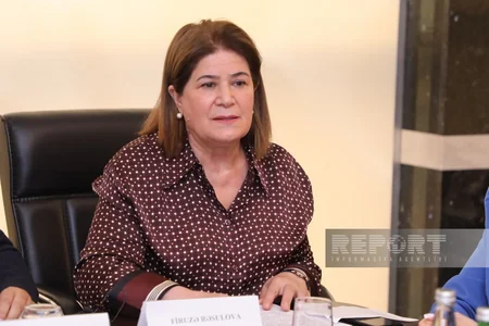 Bakıda uşaqların rəqəmsal təhlükəsizliyi, zərərli asılılıqdan qorunması müzakirə olunub