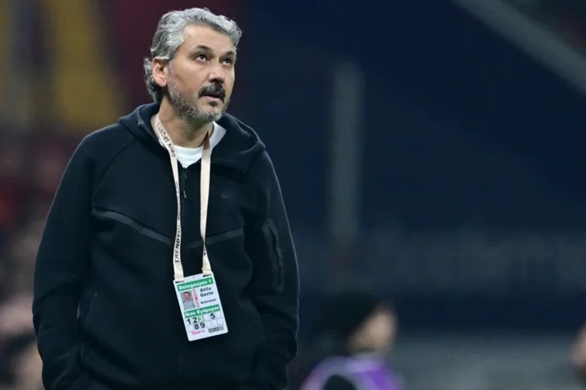 Türkiyənin "Eyüpspor" klubu baş məşqçisi Atila Gerin ilə vid