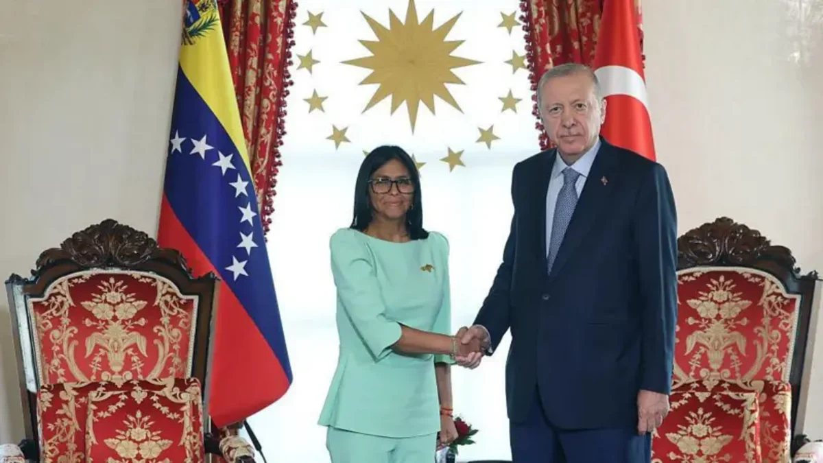 Venesuela liderinin Türkiyə səfəri – Latın Amerika