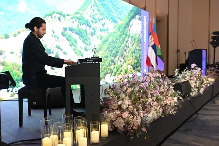 Azərbaycanın turizm potensiyalı Serbiyada təqdim edilib