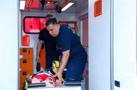 Təcili tibbi yardım əməkdaşları üçün praktiki təlim keçirilib