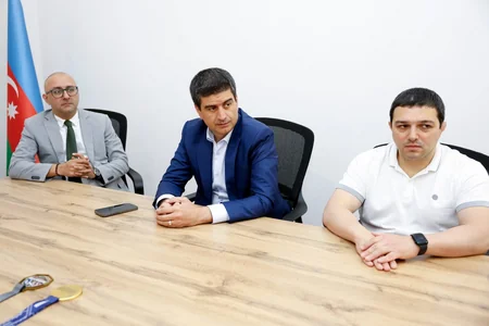 MPK rəhbərliyi beynəlxalq turnirlərdə medal qazanan parataekvondoçularla görüşüb