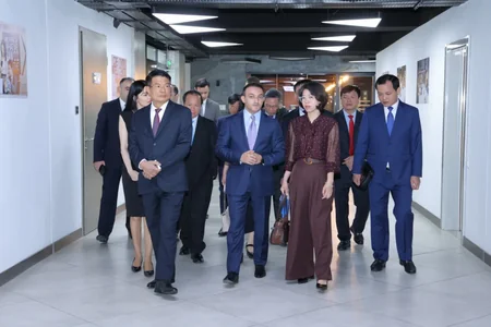 Vyetnamın Baş prokuroru Azərbaycana səfəri çərçivəsində əməkdaşlığın genişləndirilməsini müzakirə edib
