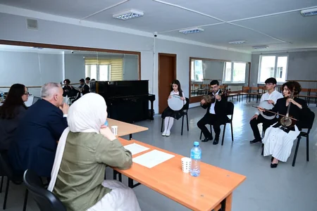 Mədəniyyət Nazirliyinin tabeliyindəki təhsil müəssisələrində vahid buraxılış imtahanlarına start verilib