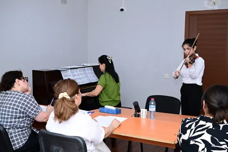 Mədəniyyət Nazirliyinin tabeliyindəki təhsil müəssisələrində vahid buraxılış imtahanlarına start verilib