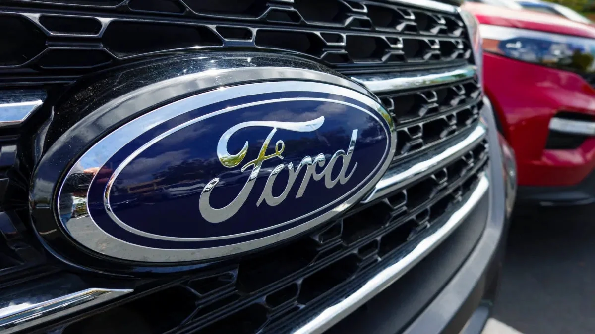Ford отзывает почти 550 тыс. машин в США из-за дефекта центральной консоли