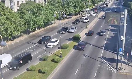 Bakının bəzi yollarında nəqliyyatın sıxlığı müşahidə olunur