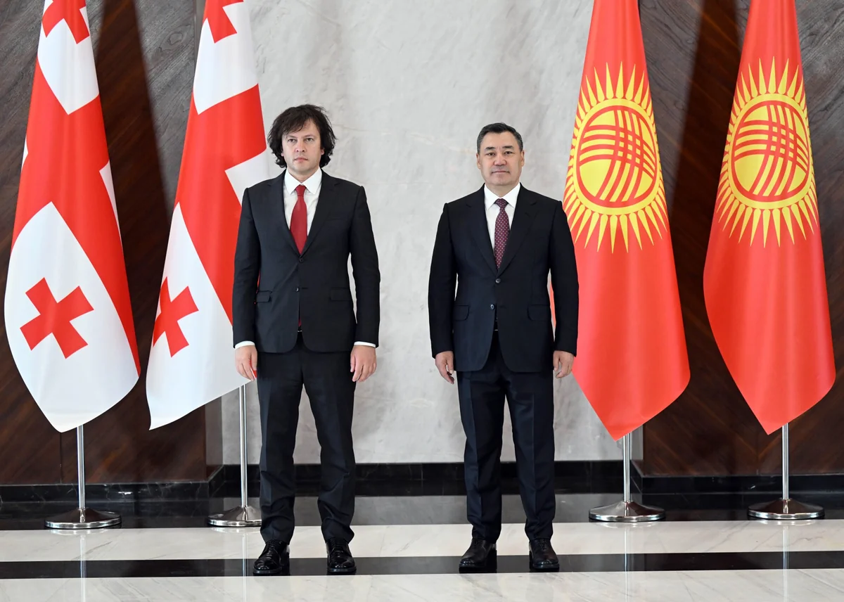 Sadır Japarov və İrakli Kobaxidze birbaşa aviareyslərın açıl