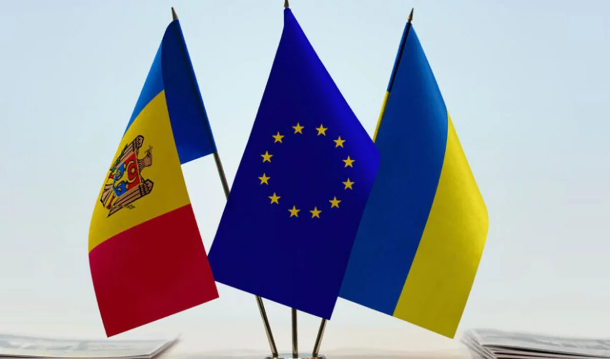 EU agrees to open accession negotiations with Ukraine and Moldova