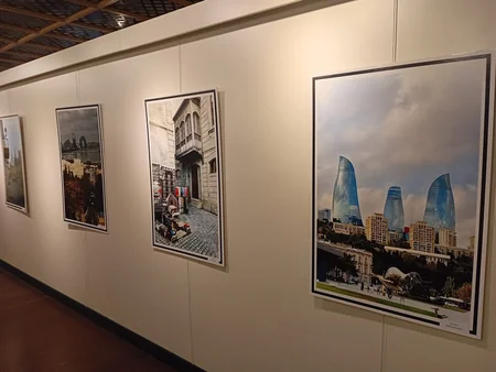 Ankarada azərbaycanlı tələbələr Bir şəhər, iki baxış fotomüsabiqəsində mükafatlandırılıblar