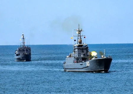 Azerbaijan Navy holds live-fire tactical exercise