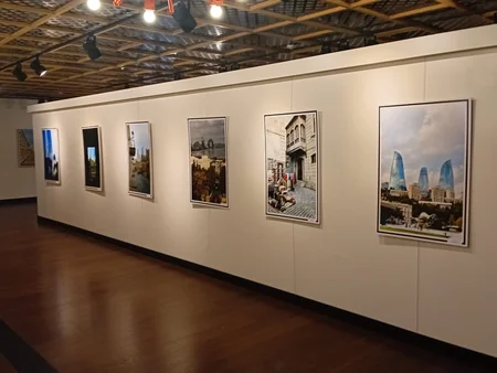 Ankarada azərbaycanlı tələbələr Bir şəhər, iki baxış fotomüsabiqəsində mükafatlandırılıblar