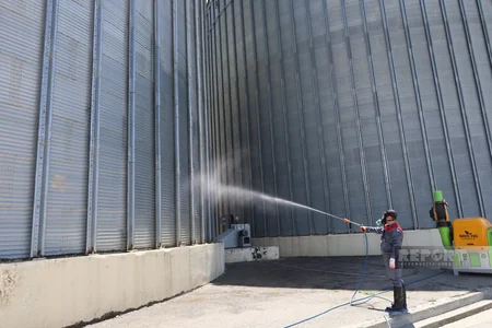 Aqrar Xidmətlər Agentliyi istixanalarda və saxlanılma yerlərində fumiqasiya tədbirlərini davam etdirir