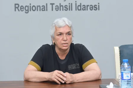 Emin Əmrullayev Gəncədə vətəndaşları qəbul edib