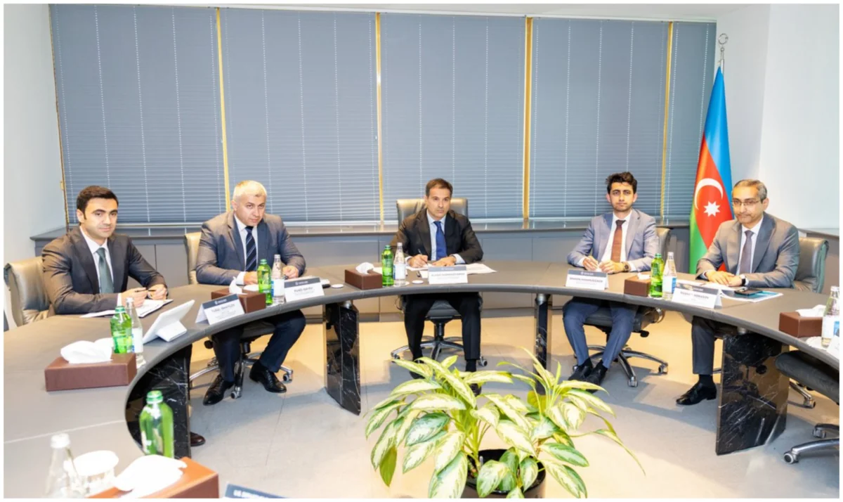 Azerbaijan, US mull ensuring financial stability