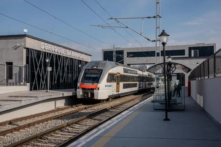 ADY yay mövsümündə regionlara əlavə qatar reysləri təyin edib