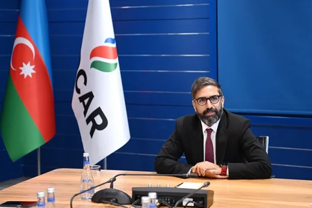 Rövşən Nəcəf Dünya Korporativ Oyunlarının qalibi olan komanda ilə görüşüb
