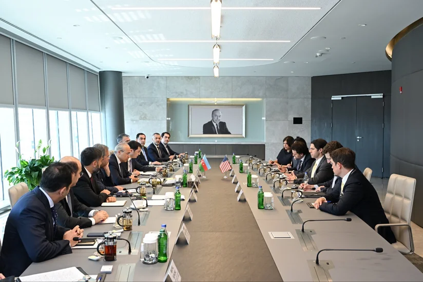 Azerbaijan, US mull potential investment projects