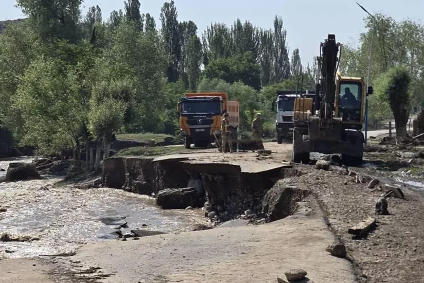 В одном из аймаков в Кыргызстане введен режим ЧС из-за селя