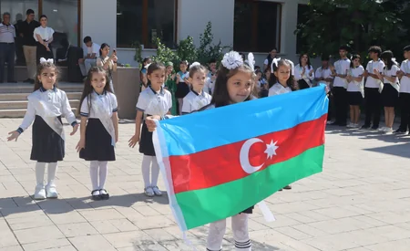 Xankəndi, Xocalı və Ağdərə məktəblərində Son zəng çalınıb