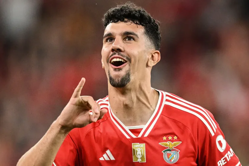 Mourinyo Tomaş Araujunu Reala gətirmək niyyətindədir