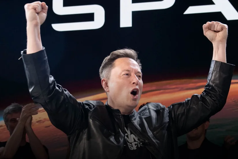SpaceXin səhmləri ticarətin ilk günündə 19 % artıb