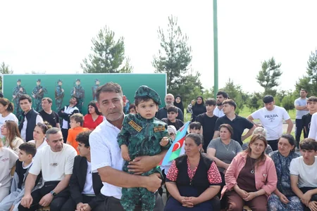DSX: Gənc əsgərlərin andiçmə mərasimi keçirilib