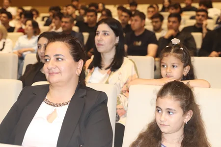 Xankəndi Mədəniyyət Mərkəzində Milli Qurtuluş Gününə həsr edilmiş ilk konsert olub
