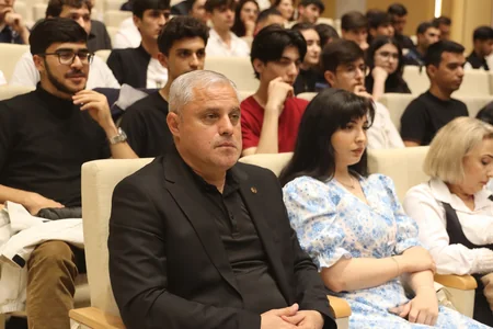 Xankəndi Mədəniyyət Mərkəzində Milli Qurtuluş Gününə həsr edilmiş ilk konsert olub