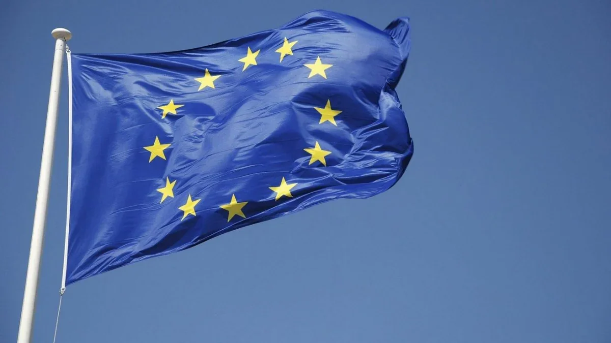 EU, France to sign €15B defense loan