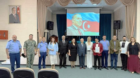 Azərbaycan Ordusunda Milli Qurtuluş Günü münasibətilə silsilə tədbirlər keçirilib