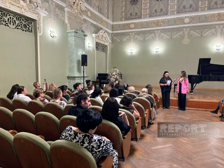 Azərbaycanın gənc ifaçıları Tbilisidə konsert proqramı ilə çıxış ediblər