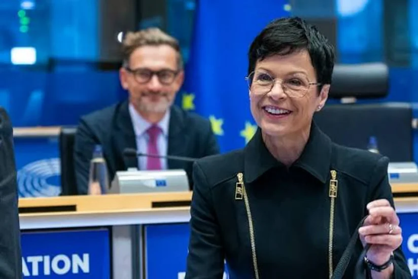 Kos: Bu gün Aİ-nin genişlənməsi və Ukraynayla Moldovanın üzvlüyü üçün vacib gündür
