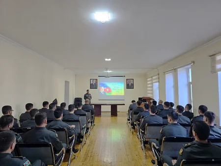 Azərbaycan Ordusunda Milli Qurtuluş Günü münasibətilə silsilə tədbirlər keçirilib