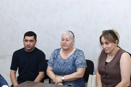 Rövşən Rzayev vətəndaş qəbulu keçirib